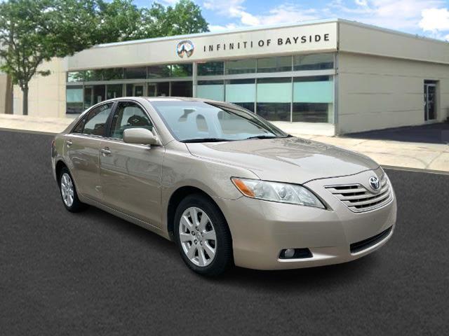 2009 Toyota Camry XLE [2]