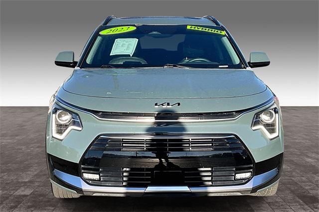 2023 Kia Niro EX Touring 2023 Kia Niro EX Touring