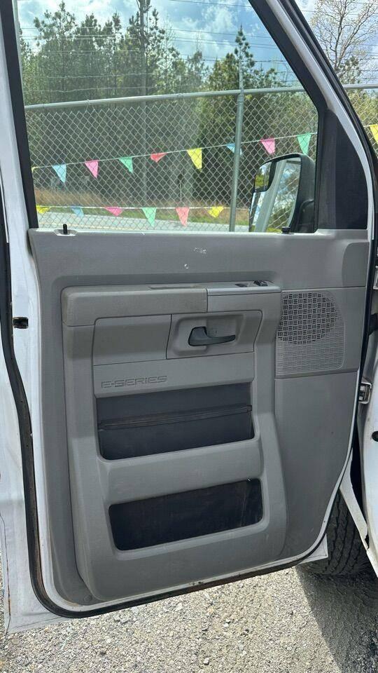 2013 Ford E-250 Recreational