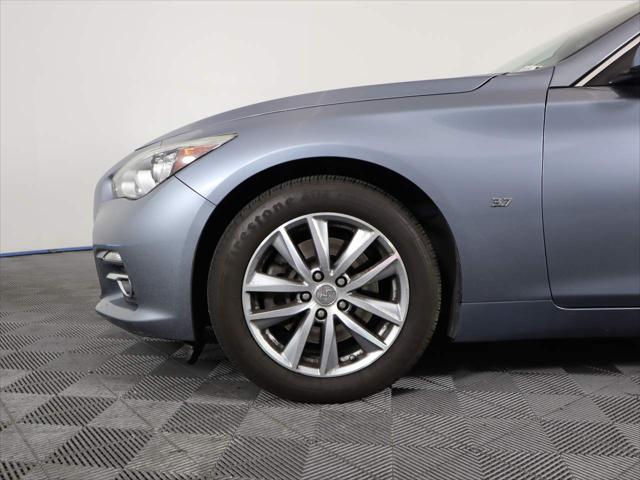 2015 INFINITI Q50 Premium