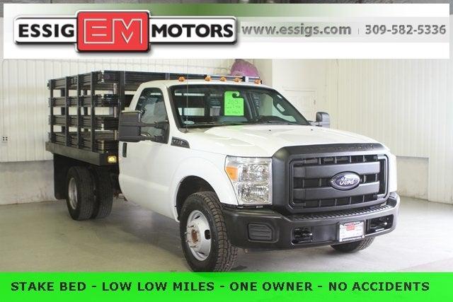 2015 Ford F-350 Chassis XL