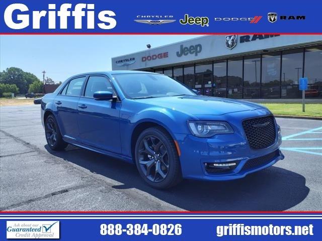 2023 Chrysler Chrysler 300 300 TOURING L RWD