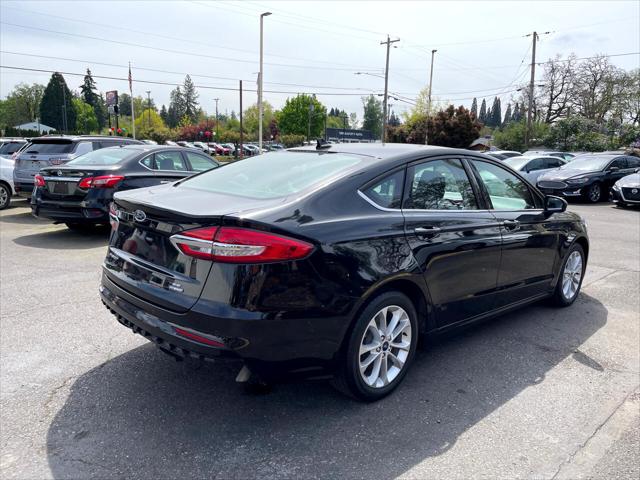 2020 Ford Fusion Hybrid SE