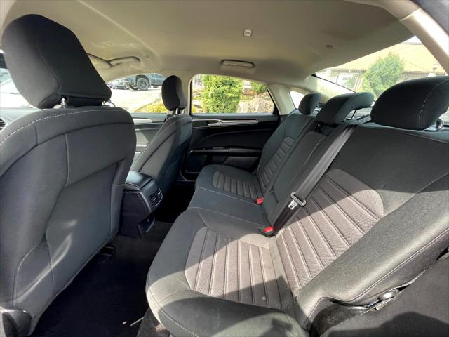 2020 Ford Fusion Hybrid SE