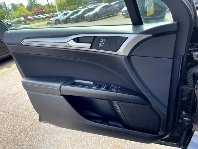 2020 Ford Fusion Hybrid SE