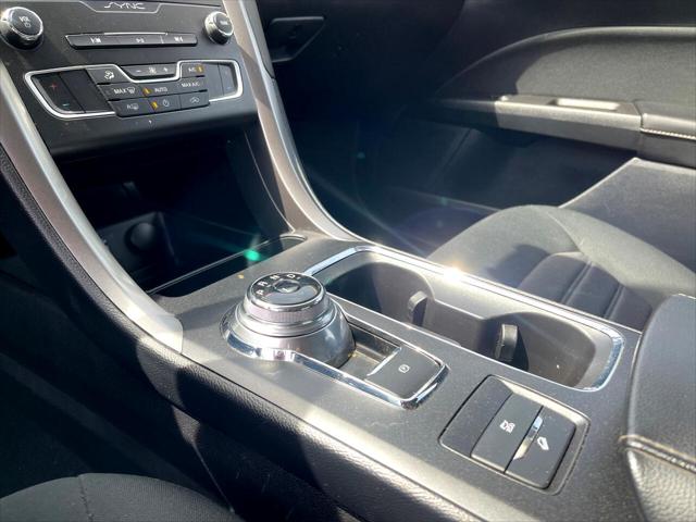 2020 Ford Fusion Hybrid SE