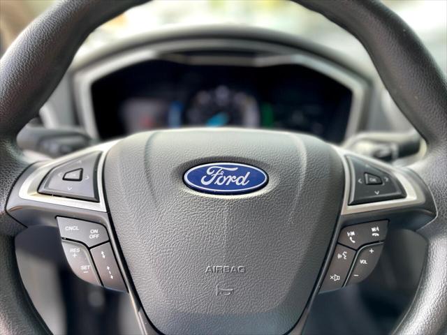 2020 Ford Fusion Hybrid SE