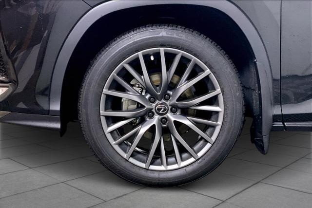 2022 Lexus RX 450h F SPORT Handling