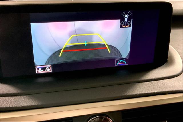 2022 Lexus RX 450h F SPORT Handling