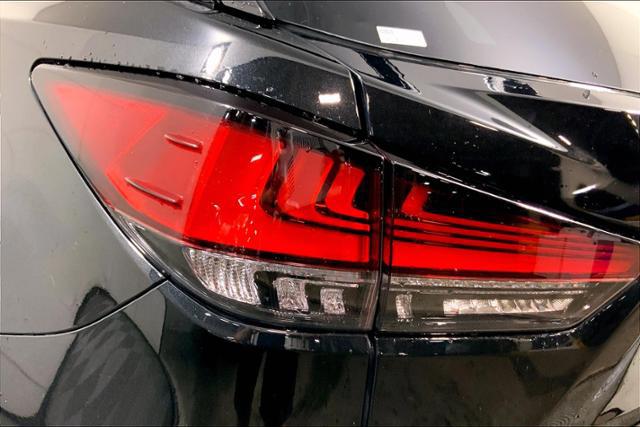 2022 Lexus RX 450h F SPORT Handling