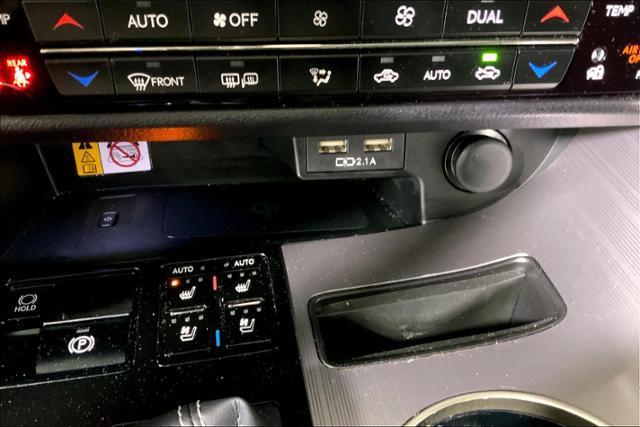 2022 Lexus RX 450h F SPORT Handling