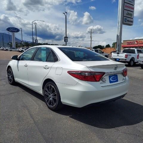 2016 Toyota Camry SE
