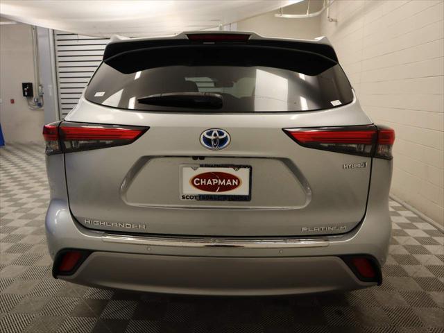 2020 Toyota Highlander Hybrid Platinum