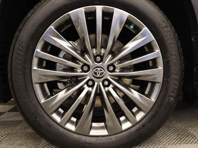 2020 Toyota Highlander Hybrid Platinum