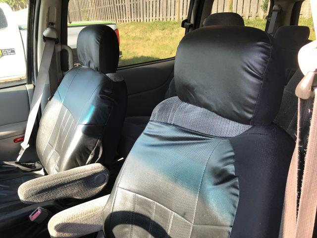 2004 Pontiac Montana M16 w/1SA Pkg.
