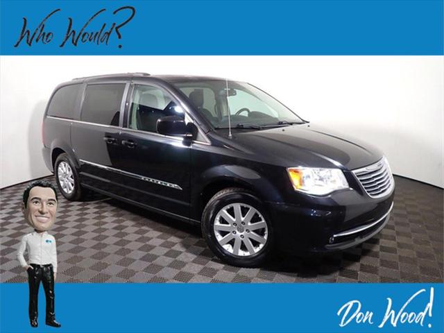 2015 Chrysler Town & Country Touring for sale near Athens, OH