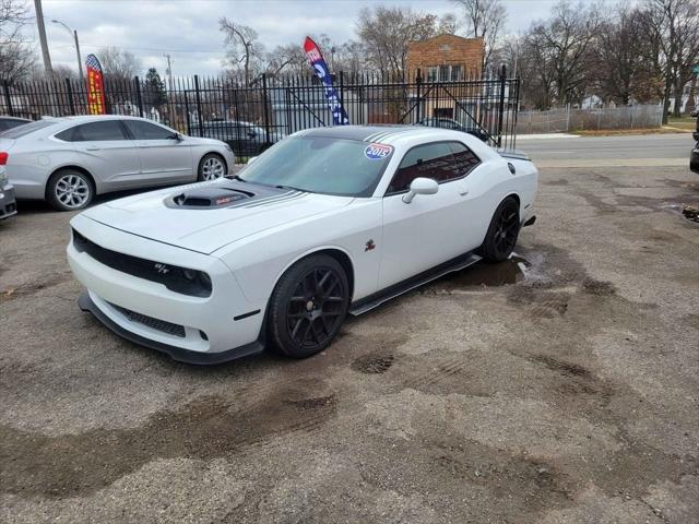 2015 Dodge Challenger SXT Plus or R/T Plus