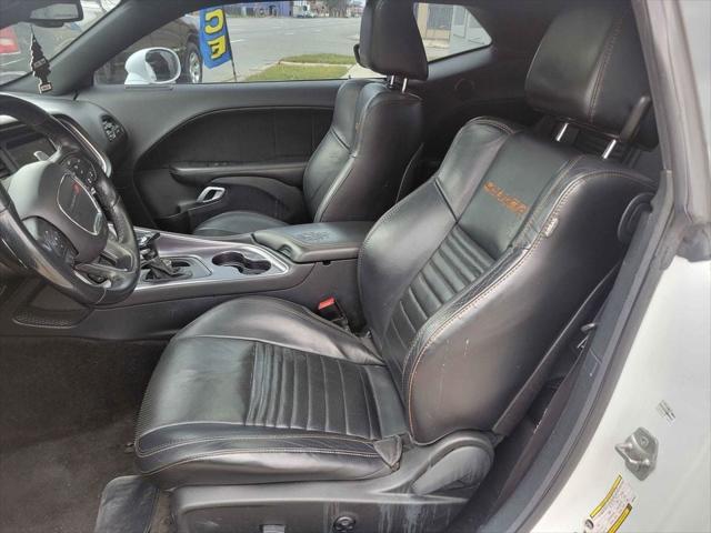 2015 Dodge Challenger SXT Plus or R/T Plus