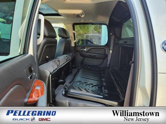 2013 Chevrolet Avalanche LTZ