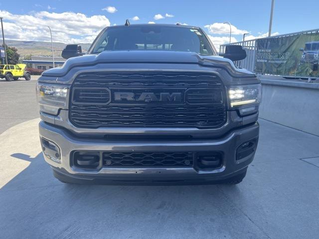 2022 RAM 3500 Limited Crew Cab 4x4 64 Box