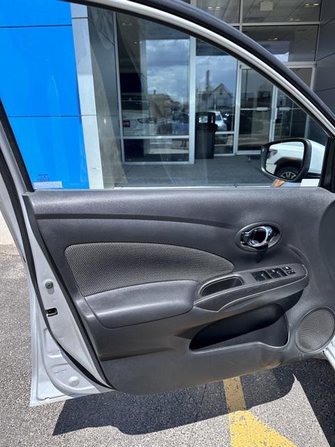 2016 Nissan Versa 1.6 SL