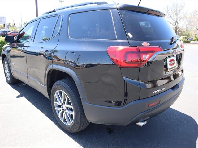 2017 GMC Acadia SLE-2