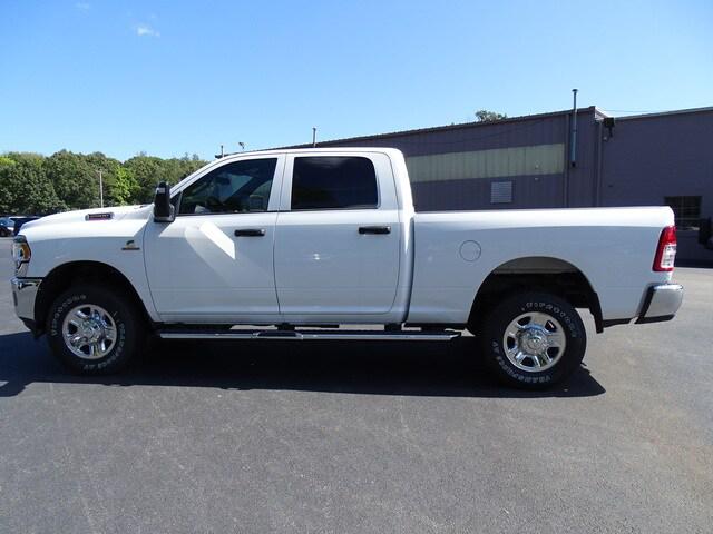 2023 RAM Ram 2500 RAM 2500 TRADESMAN CREW CAB 4X4 64 BOX