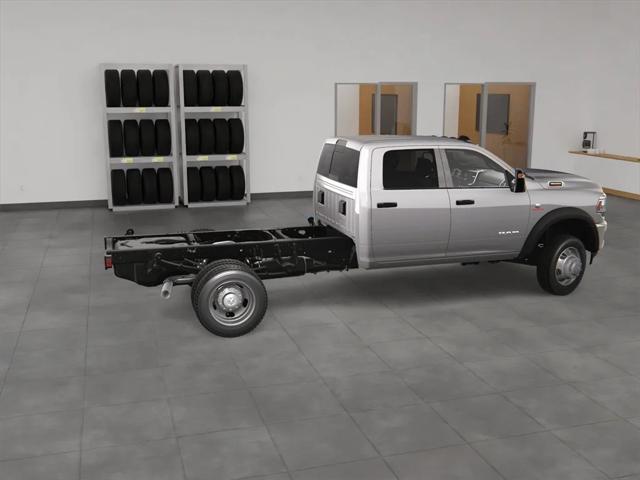 2023 RAM Ram 4500 Chassis Cab RAM 4500 SLT CHASSIS CREW CAB 4X4 60 CA