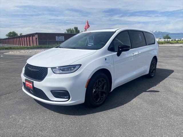 2023 Chrysler Pacifica Plug-In Hybrid PACIFICA PLUG-IN HYBRID LIMITED