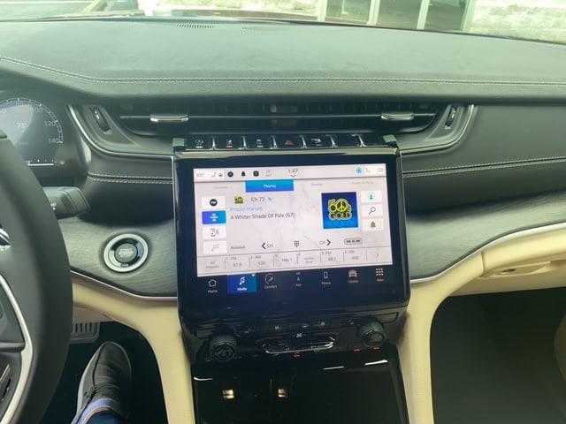 2023 Jeep Grand Cherokee GRAND CHEROKEE L LIMITED 4X4