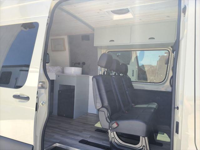 2020 Mercedes-Benz Sprinter 2500 High Roof V6