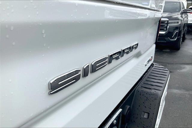 2021 GMC Sierra 1500 4WD Crew Cab Short Box AT4