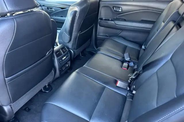 2020 Honda Pilot AWD Touring 8 Passenger