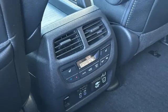 2020 Honda Pilot AWD Touring 8 Passenger