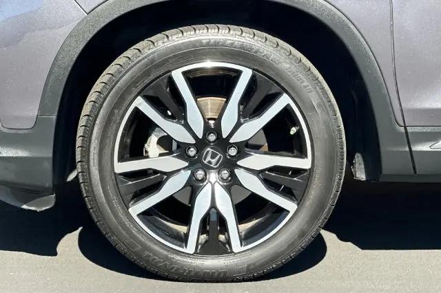 2020 Honda Pilot AWD Touring 8 Passenger