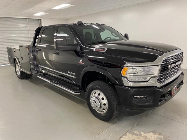 2023 RAM Ram 3500 Chassis Cab RAM 3500 LIMITED CREW CAB CHASSIS 4X4 60 CA