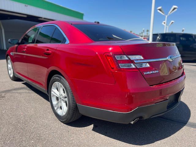 2017 Ford Taurus SEL