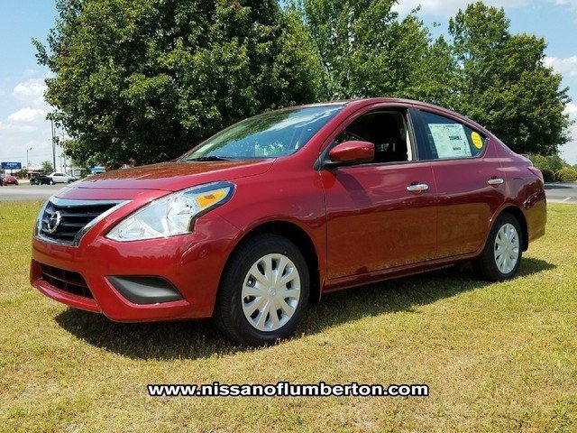 red nissan versa 2017