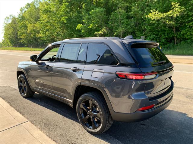 2023 Jeep Grand Cherokee GRAND CHEROKEE ALTITUDE 4X4