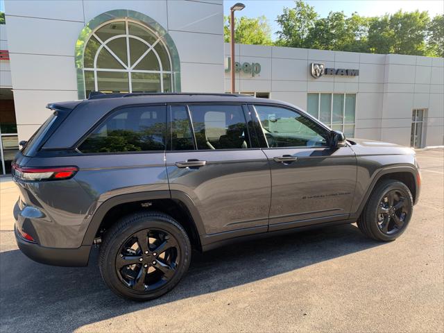 2023 Jeep Grand Cherokee GRAND CHEROKEE ALTITUDE 4X4