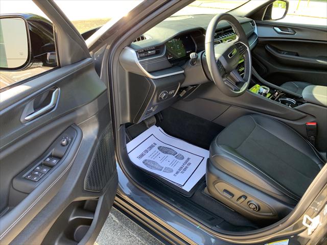 2023 Jeep Grand Cherokee GRAND CHEROKEE ALTITUDE 4X4