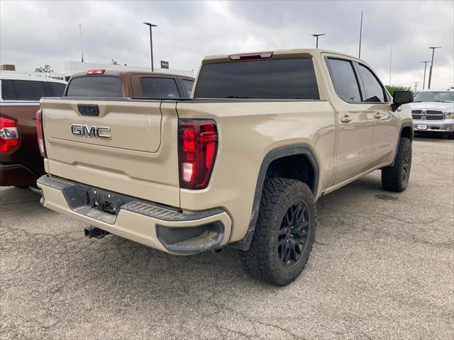 2022 GMC Sierra 1500 4WD Crew Cab Short Box Elevation with 3SB