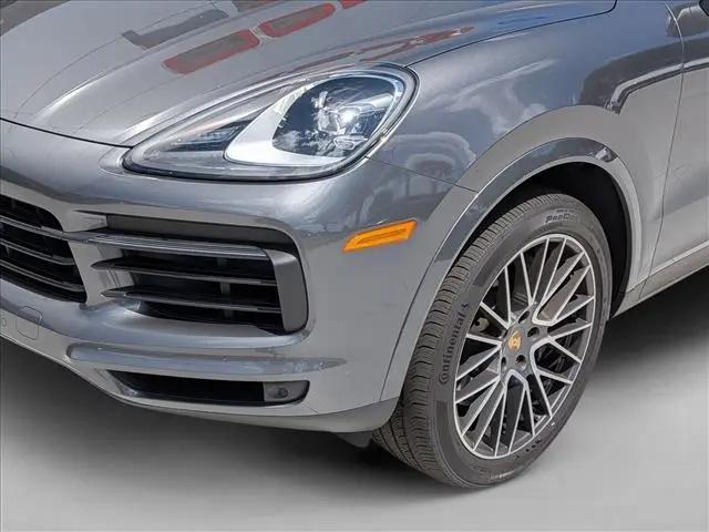 2023 Porsche Cayenne Platinum Edition