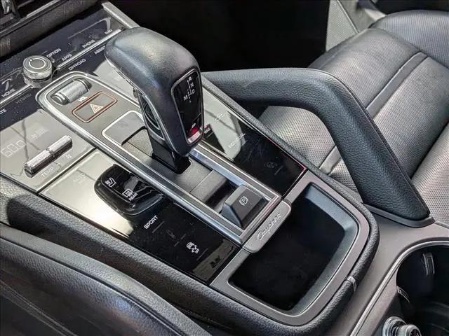 2023 Porsche Cayenne Platinum Edition