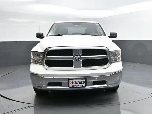 2020 RAM 1500 Classic Tradesman Crew Cab 4x4 57 Box 2020 RAM 1500 Classic Tradesman Crew Cab 4x4 57 Box