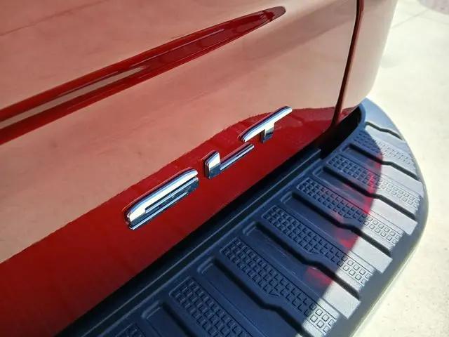 2020 GMC Sierra 1500 4WD Crew Cab Short Box SLT