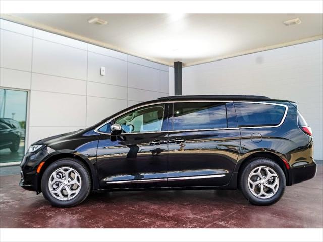 2023 Chrysler Pacifica PACIFICA LIMITED AWD