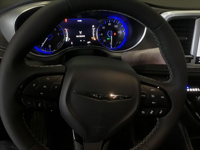 2023 Chrysler Pacifica PACIFICA LIMITED AWD