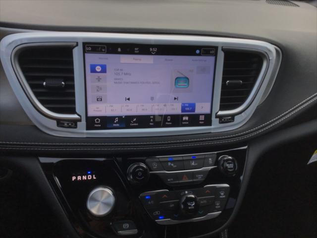 2023 Chrysler Pacifica PACIFICA LIMITED AWD