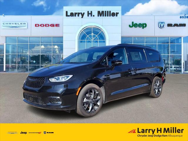 2023 Chrysler Pacifica PACIFICA LIMITED AWD